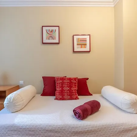 Grande Luminoso, Garaje, Arena, Casco Viejo * ビルバオ