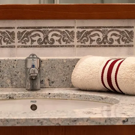 Appartement Grande Luminoso, Garaje, Arena, Casco Viejo Bilbao