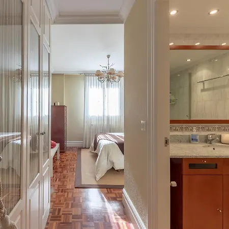 Grande Luminoso, Garaje, Arena, Casco Viejo Apartment Bilbao