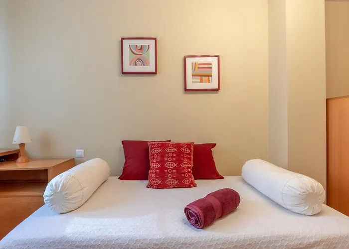 Grande Luminoso, Garaje, Arena, Casco Viejo * Bilbao