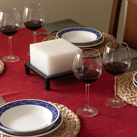 Grande Luminoso, Garaje, Arena, Casco Viejo Apartman *