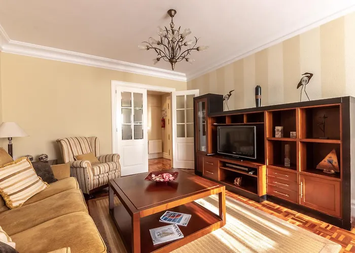 Grande Luminoso, Garaje, Arena, Casco Viejo Apartament