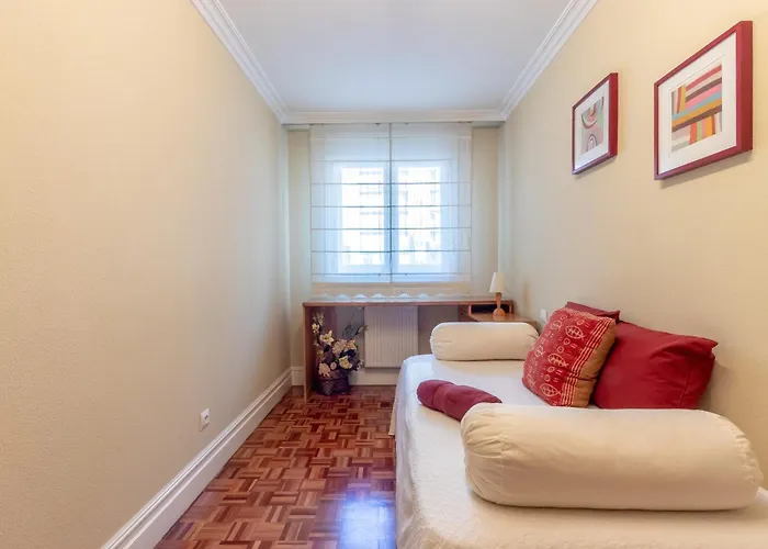 Grande Luminoso, Garaje, Arena, Casco Viejo Apartament